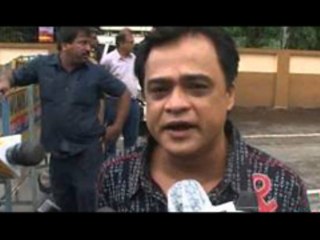 Sanjay Chhel @ Aashirwad To Mourn Rajesh Khanna's Death