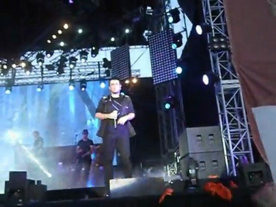 07 Temmuz 2012 - Emre Aydın İstanbul Fanta Gençlik Festivali / Beni Biraz Böyle Hatırla