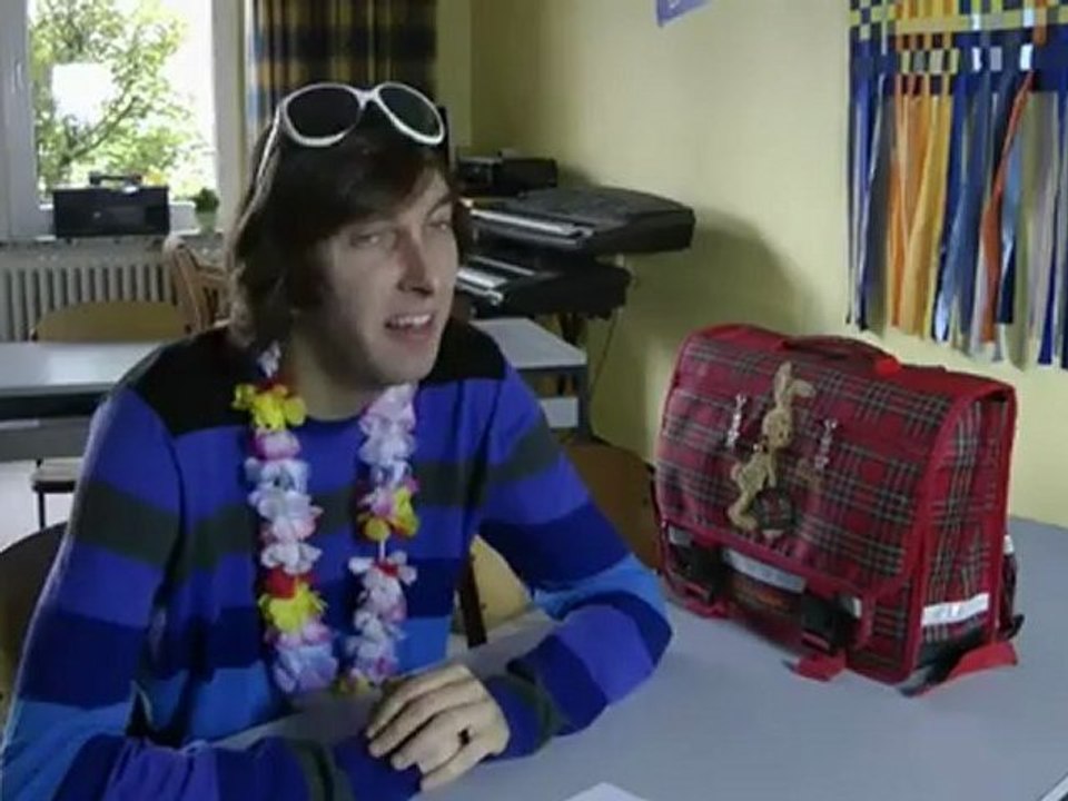 SANDRA IN DER SCHULE