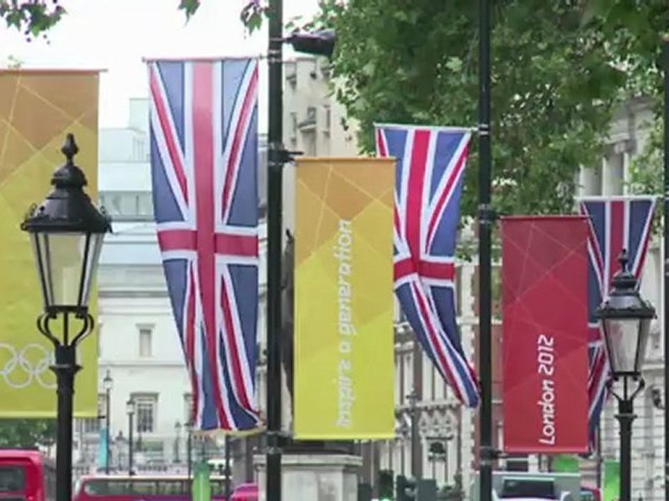 Kate adelt Olympia-Schau in London