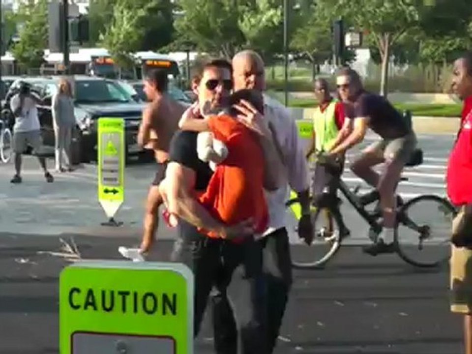 Tom Cruise und Suri nach traumatischer Woche wiedervereint