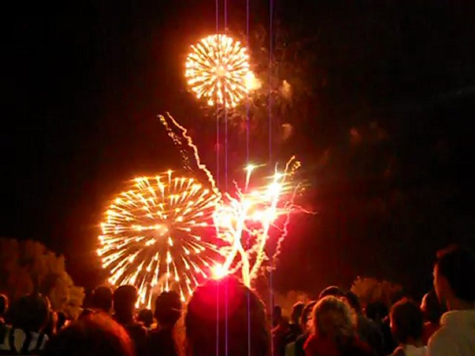 Feu d'artifice de Saint-maur (Indre) - 14 juillet 2012