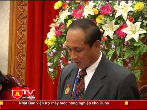 ANTÐ - Đoàn đại biểu đại diện cho các tầng lớp nhân dân Lào thăm Việt Nam