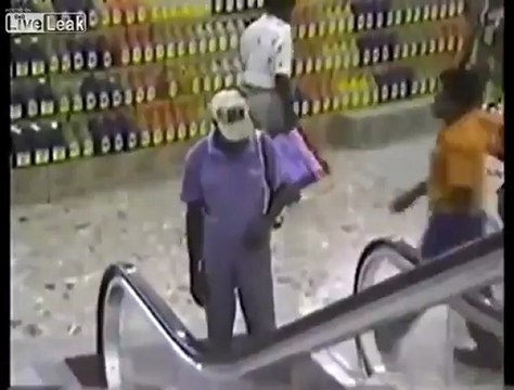 Первый раз на эскалаторе