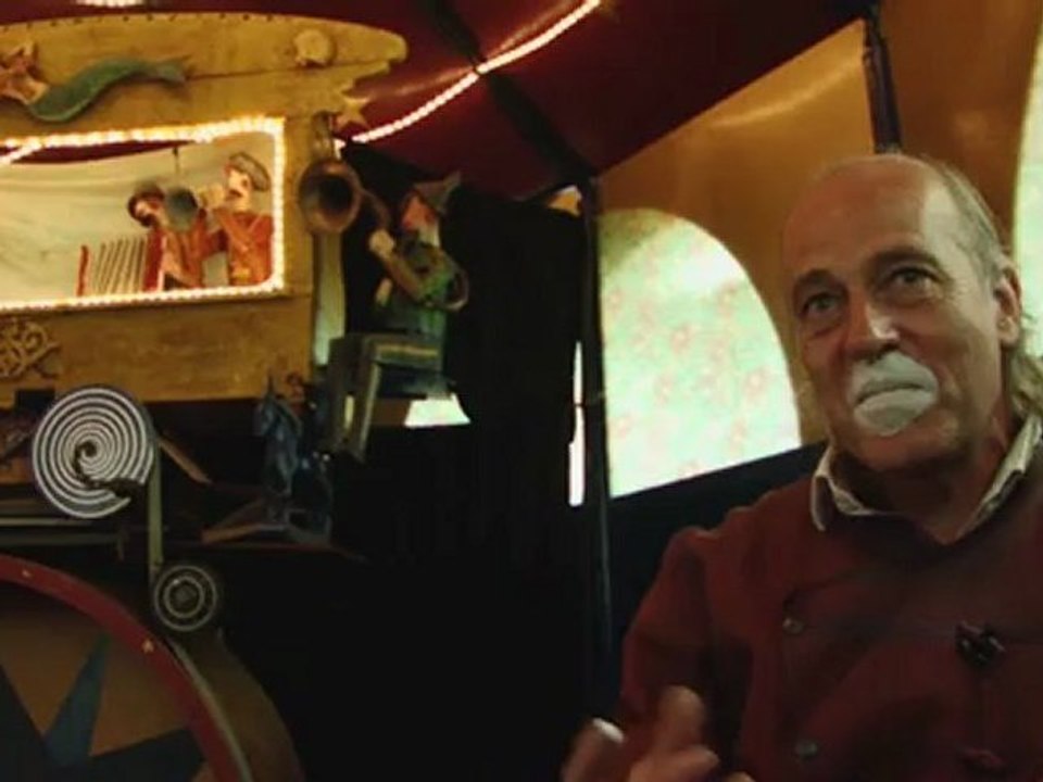 Le cirque Zampanos au festival "Rue des étoiles"