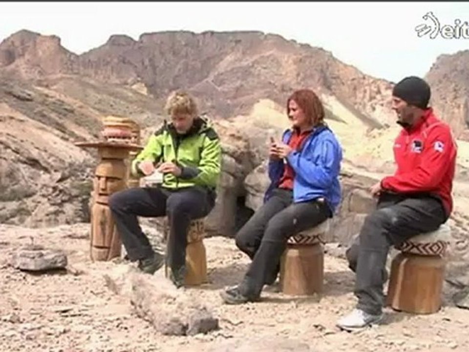 El conquistador del Fin del Mundo - Korta se enfada con Julian en la 5ª Asamblea 5 del Conquistador