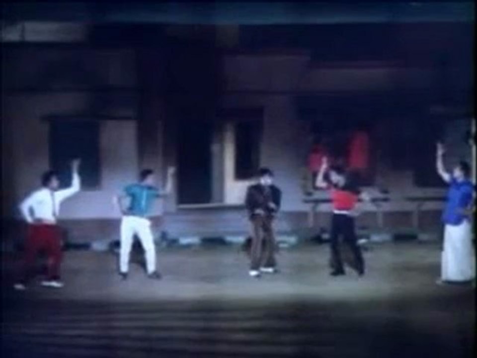 Oli vilakku MGR DHAIRIYAMAGA