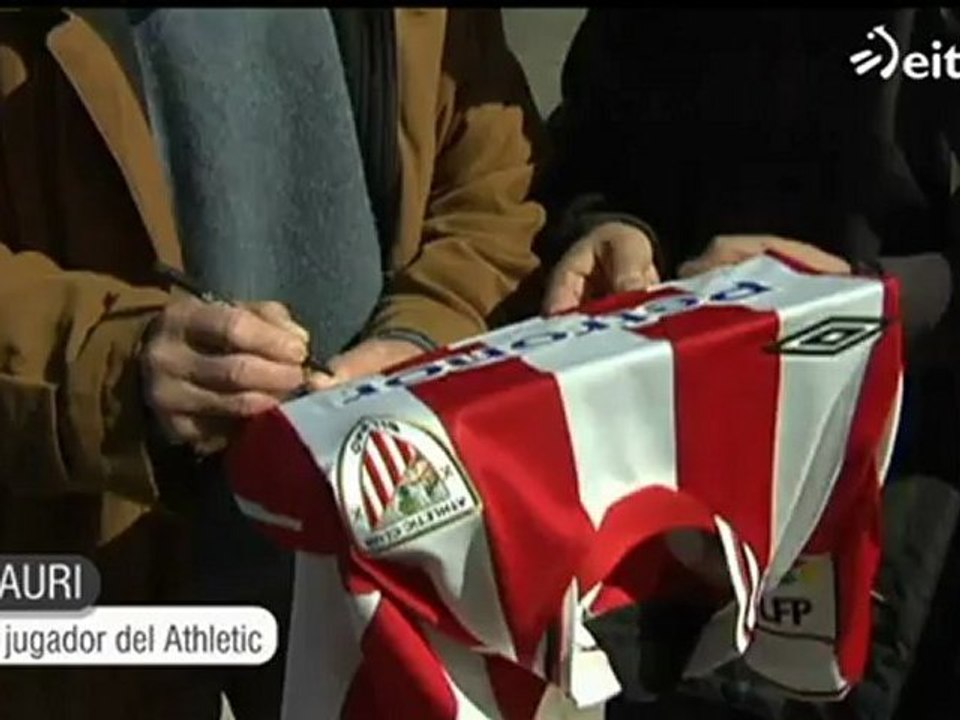 Deportes: Jugadores históricos del Athletic visitan Lezama