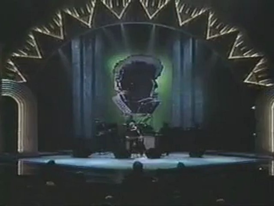 BOB DYLAN (with CESAR DIAZ) - Masters Of War (February 20, 1991)