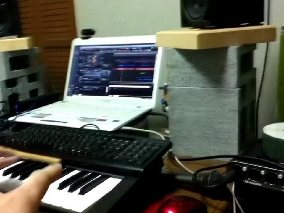 La realisation de video de musique - SOUL NAKED - SHERBET CLOCK