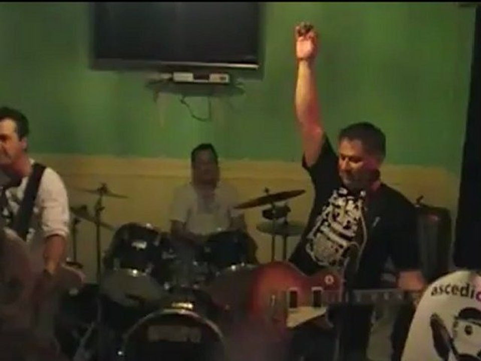 Ascedic Park, au bar du Pont de l'Arquet, à rouen , le 19 juillet 2012.