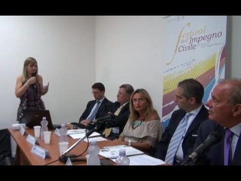 Mondragone (CE) - Ambiente e Futuro, il Centro Facile in bene confiscato (03.07.12)