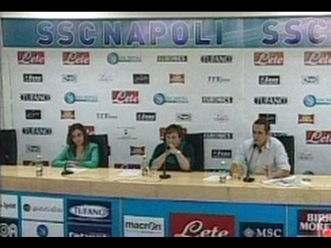Napoli - A scuola di calcio con lo Staff del Napoli sul lungomare (13.07.12)