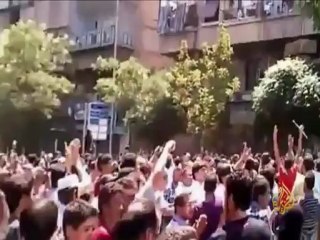 الجيش الحر يسيطر على معسكر للجيش النظامي في دمشق
