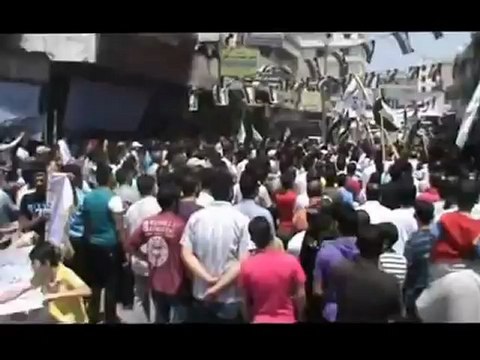 Syria فري برس ادلب اريحا طفل لايتجاوز 3 سنوات يهتف بإسقاط النظام 20 7 2012 Idlib