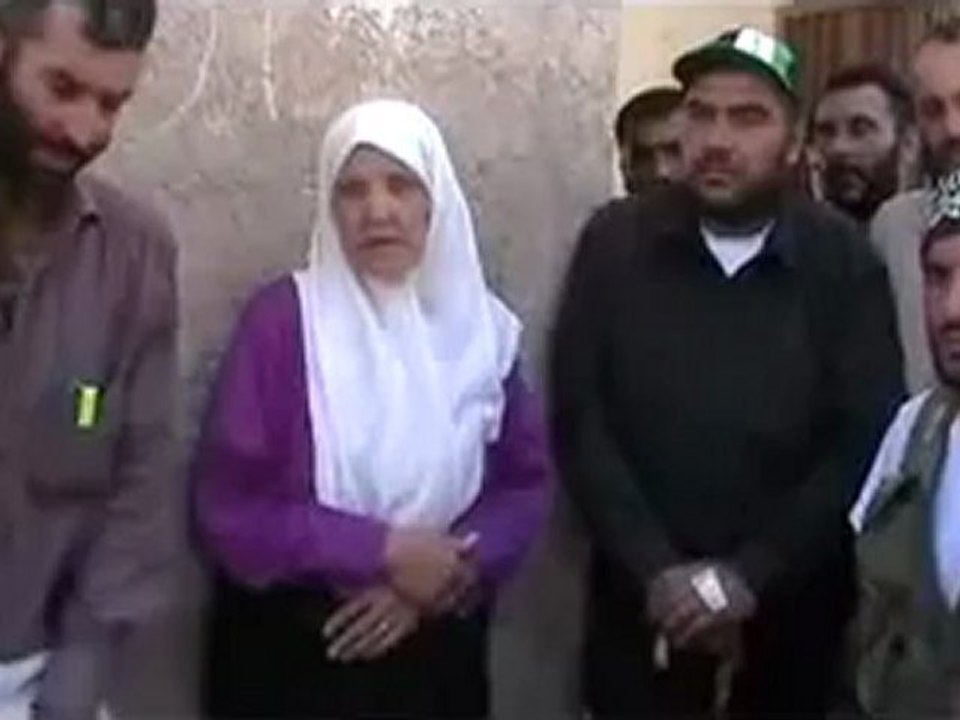 Syria فري برس حلب  خنساء اعزاز ام لثلاثة شهداء في مدينة اعزاز  19 7 2012 Aleppo