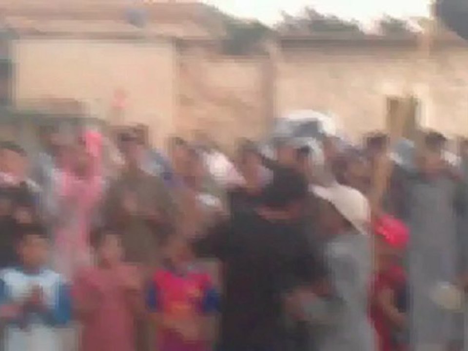 Syria فري برس ريف حلب الجنوبي قرية زمار  احتفال بمقتل رموز النظام 18  7 2012 Aleppo
