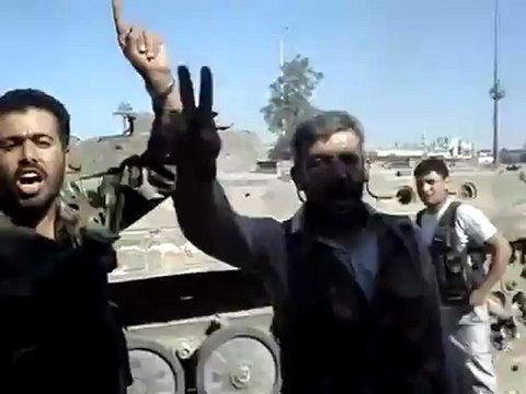 Syria فري برس حمص النقيب وليد المحمد الناطق باسم المكتب العسكري في تلبيسة يعلن سقوط جميع حواجز المدينة بيد الجيش الحر 17 7 2012 Homs