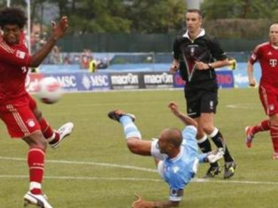 Un match de gala Napoli / Bayern avec deux buts incroyables !