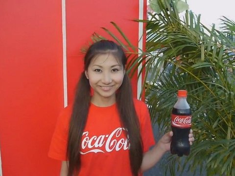 Changer du Coca-Cola liquide en glace pilée