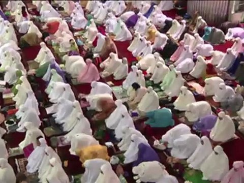 Les musulmans d'Indonésie entament le jeûne du mois de ramadan