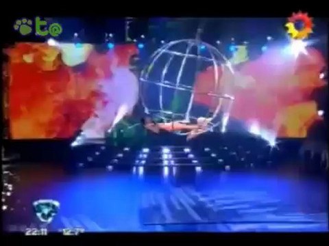Hernán Piquín y Noelia Pompa Bio Esfera Bailando 2012