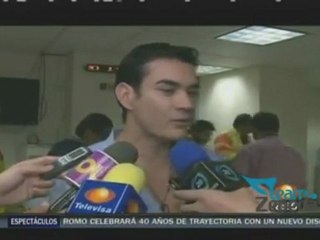 David Zepeda @davidzepeda1 asegura que teme al matrimonio, habla sobre Pedro y ADP