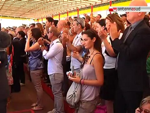TG 14.07.12 Bari: 1000 nuove fiamme per la Gdf, tra emozione e originalità