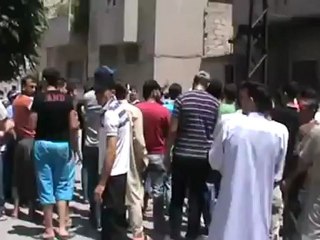 Syria فري برس حماه المحتلة  هتافات حناجر ابطال الجراجمه في اول ايام رمضان  20 7 2012 Hama