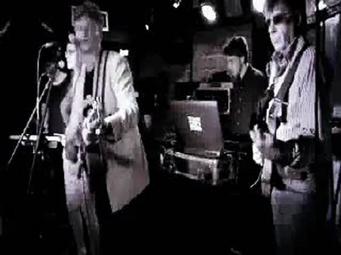 X RAY POP KLUB PARIS JUIN 2012 joue EL GATO