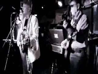 X RAY POP KLUB PARIS JUIN 2012 joue LOUCHE