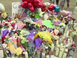 Fusillade d'Aurora : les habitants entre douleur et questions