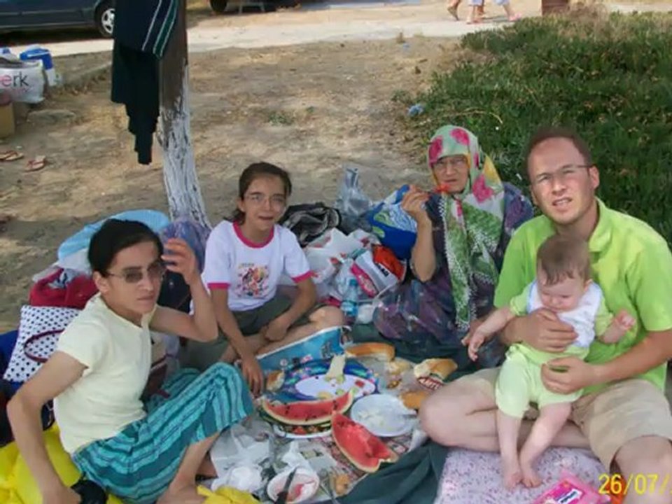 CİHAN ANNEM
