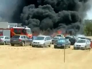 SAINT CYPRIEN PLAGE ENORME INCENDIE DE VOITURES (1)