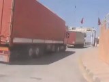 Syria فري برس  حلب اعزاز الشاحنات التي كانت مخطوفة من قبل عصابات الاسد  22 7 2012 Aleppo