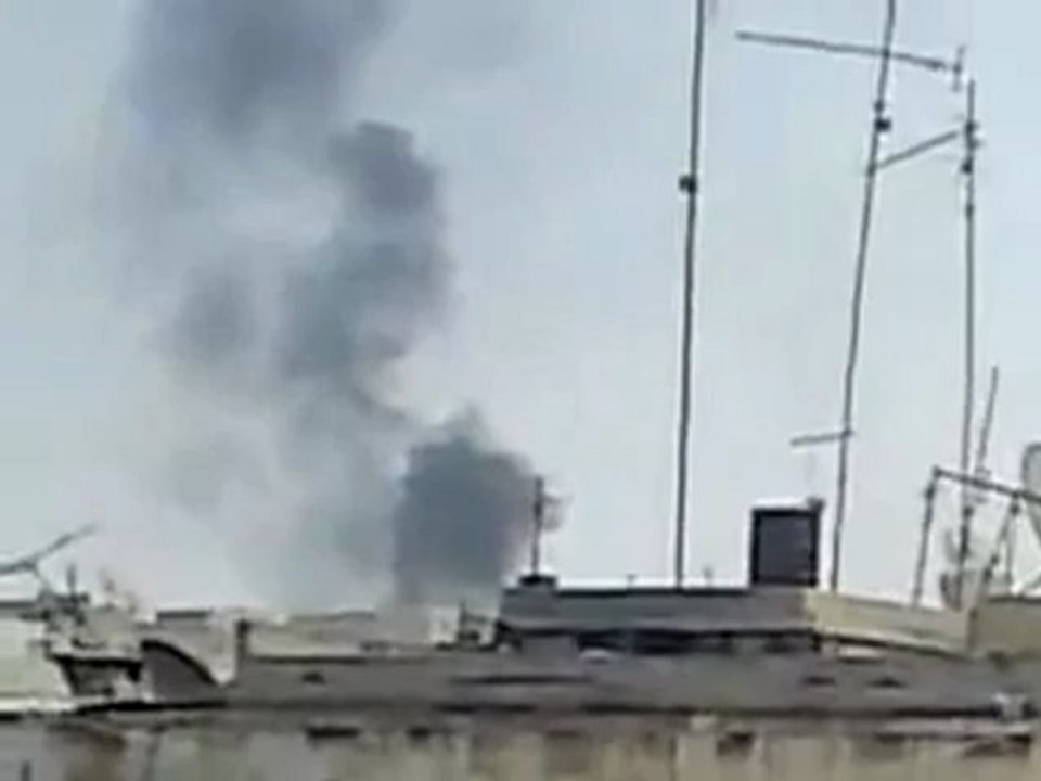 Syria فري برس  حماه المحتلة قصف عنيف على حي باب البلد والفراية في حماه 21 7 2012 Hama