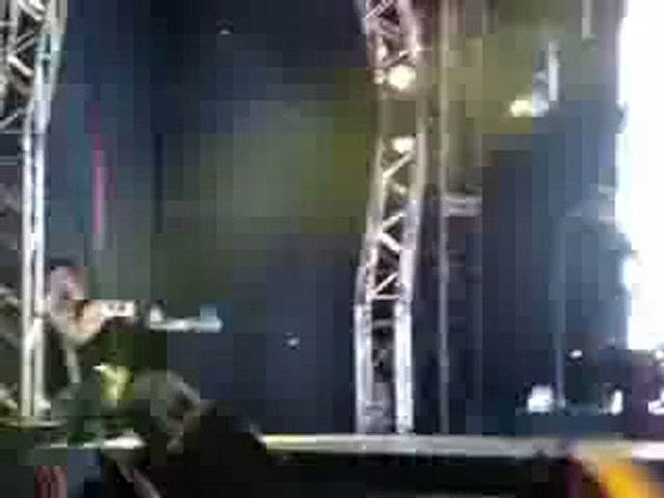 Tarkan  &  Ozan  Colakoglu        "Hadi   Bakalım  "