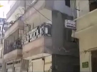 Syria فري برس حمص حي جورة الشياح المحاصر آثار القصف بقذائف الهاون و المدفعية على الحي 23 7 2012 Homs