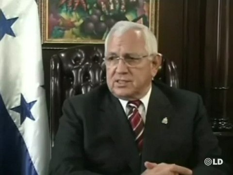 Micheletti advierte a Zelaya que no vuelvan, que se defendera