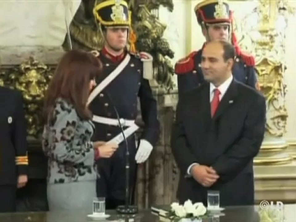 Cristina Fernández pide "prudencia y responsabilidad" ante el avance de la gripe A en Argentina