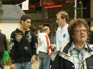 Pollsters back Swedish coalition