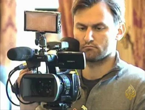 مجموعة أصدقاء سوريا تلوح بعقوبات دولية