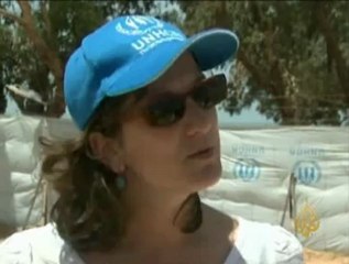 ثلاثة آلاف لاجئ على الحدود التونسية الليبية