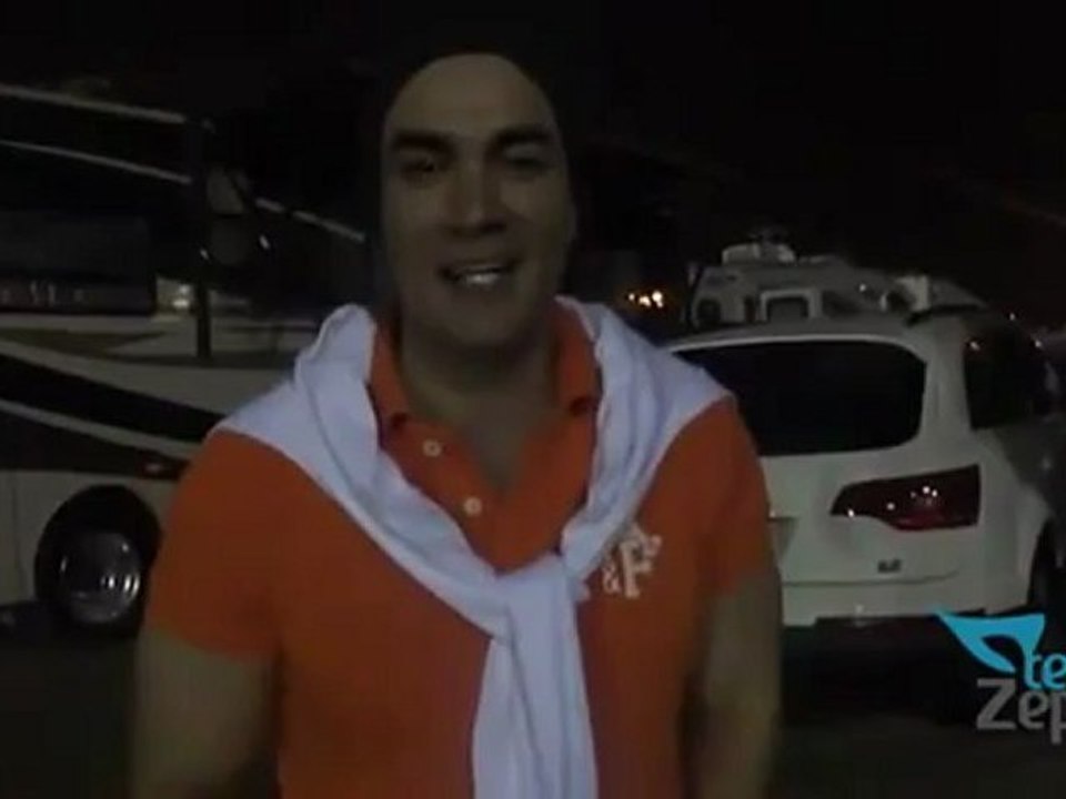 David Zepeda @davidzepeda1 saludos para su #TeamZepeda desde Texas
