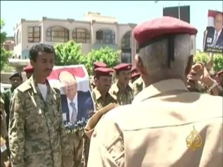 معاناة العسكريين اليمنيين بسبب دعمهم للثورة