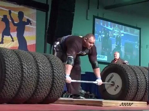 Становая тяга с нереальным весом в 486 кг