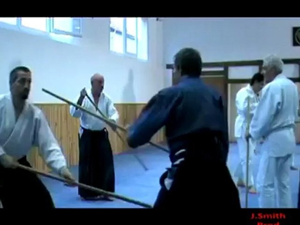 Aikido_Expert_Ren_VDB_-_Jo_training-Part01