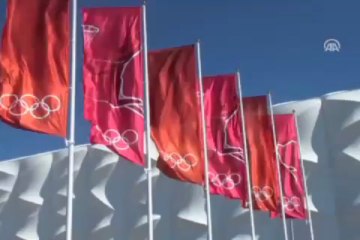 Türk bayrağı olimpiyat köyünde