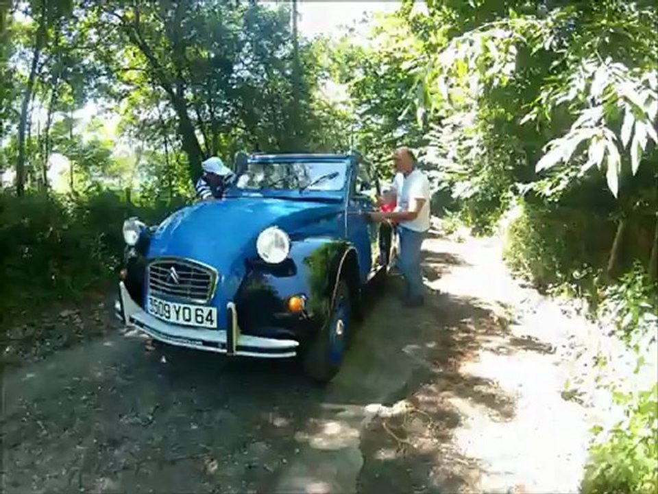 teaser 2CV