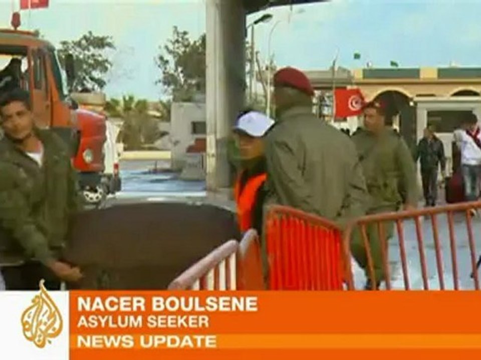 Tunisia sees exodus from Libya